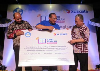 XL Axiata dan Kemendikbud Sepakati Program “1000 Sekolah Broadband”