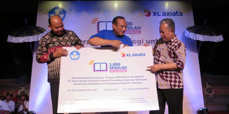 XL Axiata dan Kemendikbud Sepakati Program “1000 Sekolah Broadband”