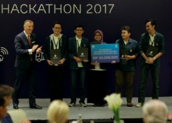 Melalui Solusi Layanan Transportasi, Tim ITB Menangkan Ericsson Smartnovation Indonesia Hackathon 2017