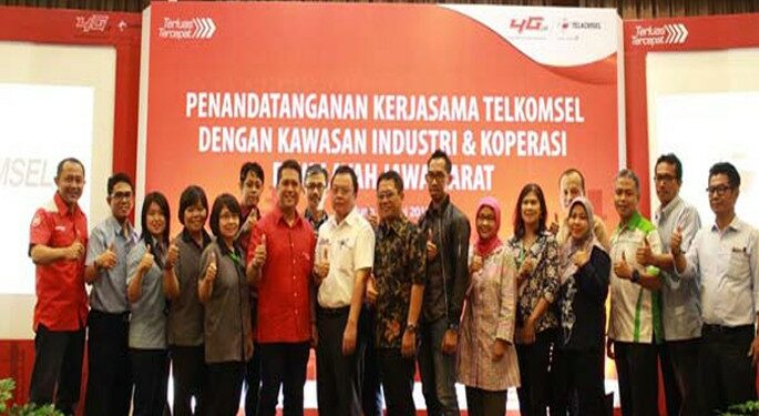 Telkomsel Dorong Digitalisasi Koperasi se-Jawa Barat dan Kawasan Industri Rancaekek