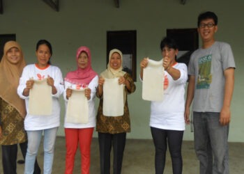 Mahasiswa UGM Olah Limbah Buah Jadi Nata de Fruity