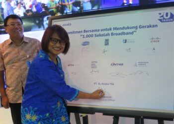 1.000 Sekolah Bakal Tersambung Internet dari XL