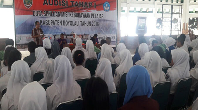 Pelajar Boyolali Bawa Budaya dan Produk UMKM ke Moskow