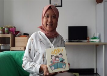 Devi Raissa Rahmawati : Melalui Buku Bangun Komunikasi Antara Orang Tua dan Anak