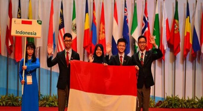 Tim Indonesia Peroleh Medali Emas Olimpiade Biologi Internasional