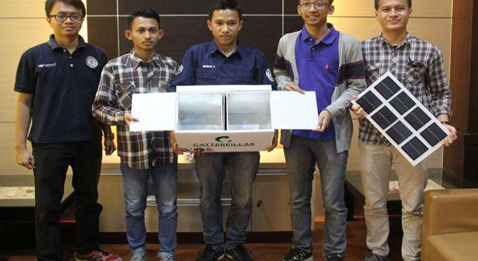 Catterpillar, Pemanas dan Pendingin Makanan Tenaga Surya