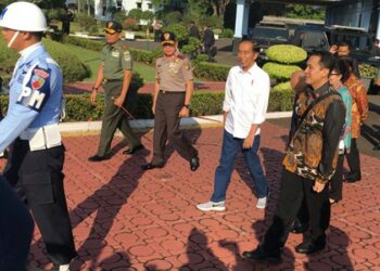 Sneaker Presiden Jokowi Kini Tersedia di e-Bay Blanja