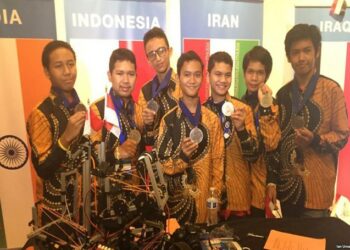 Robot WowWi Raih Medali Perak di Washington