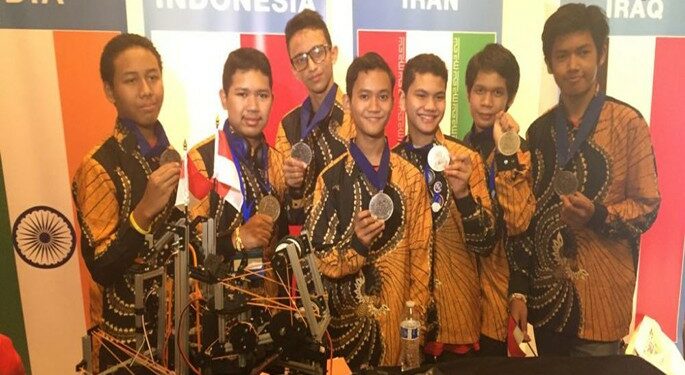 Robot WowWi Raih Medali Perak di Washington