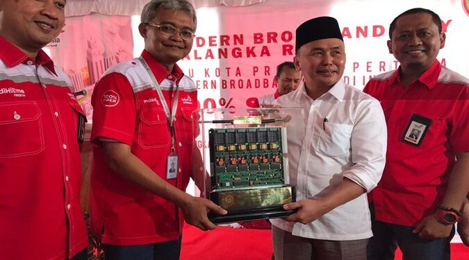 Modernisasi Jaringan ICT Kota Palangka Raya Menjadi 100% Fiber Optik Telkom Dukung Peningkatan Konektivitas Antar Kabupaten/Kota di Kalimantan Tengah