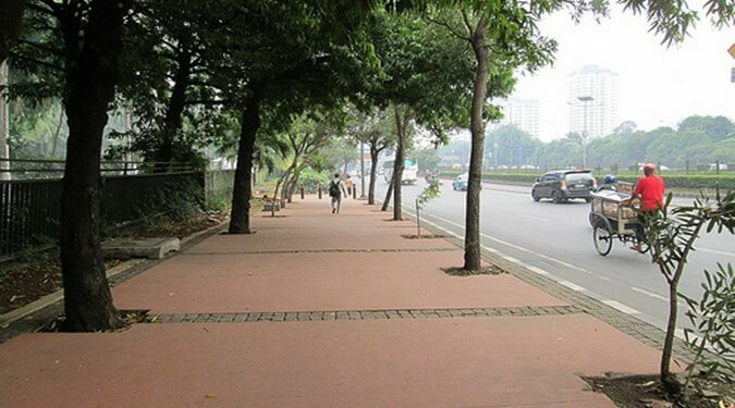 Qlue Luncurkan Kampanye “Merdeka Berjalan Kaki”