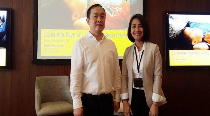 Masyarakat Indonesia Lebih Suka Gunakan Non Tunai