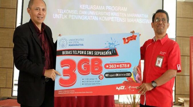 Tingkatkan Kompetensi Mahasiswa, Telkomsel Gandeng Universitas Kristen Maranatha
