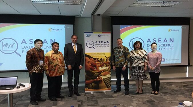 Tim Mahasiswa UI Juara Asean Data Science Explorers Nasional