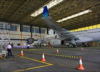 Garuda Maintenance, MRO Pertama di Lantai Bursa