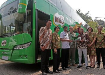 Nestle Beri Bus Tingkat Pariwisata Untuk TransJakarta