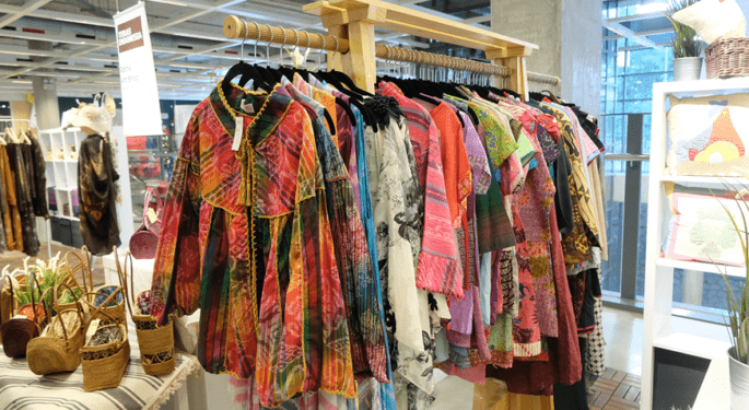 Kali Ini Produk UKM Kerajinan Khas Palembang Hadir di Teras Indonesia