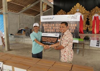 Traveloka, Salurkan Bantuan Bencana Bagi 7 Desa Di Bali