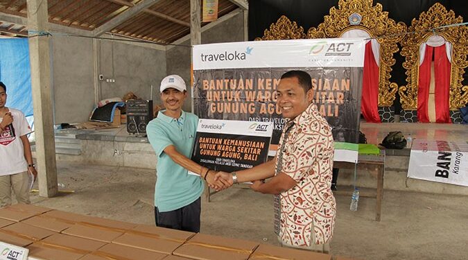 Traveloka, Salurkan Bantuan Bencana Bagi 7 Desa Di Bali
