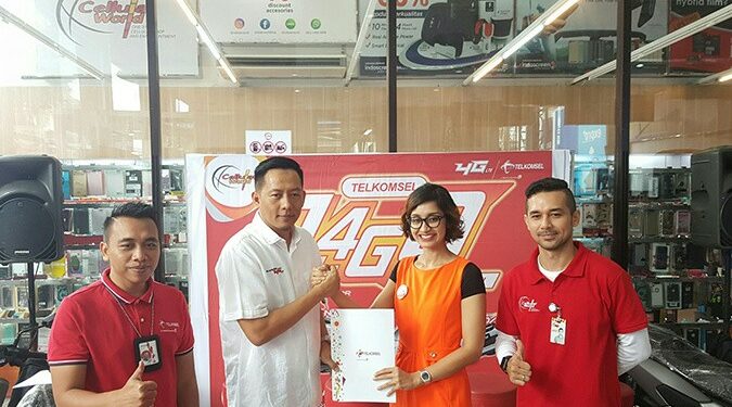 Telkomsel Gaet Cellular World Tembus Pasar 4G