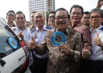 3 Penyedia Ojek Online  Resmi Kantongi Izin Operasional dan Berstiker di Jawa Timur