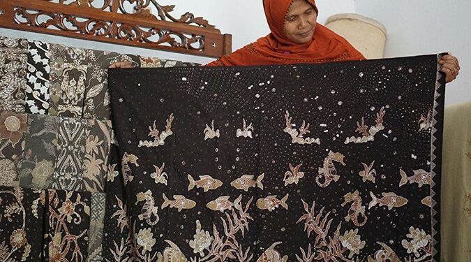 Unnes Dampingi Pengrajin Batik Kampung Malon Ciptakan Batik Ramah Lingkungan