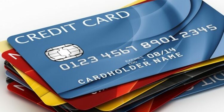 Platform Ini Bisa Bantu Milenial Membandingkan Produk Kartu Kredit