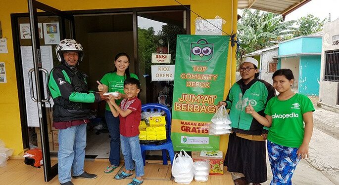 Komunitas Tokopedia Berbagi  Berkah Kepada Driver Ojol