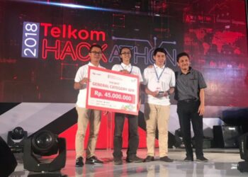 Sisihkan Ratusan Peserta, Gifood Juarai Telkom Hackathon 2018