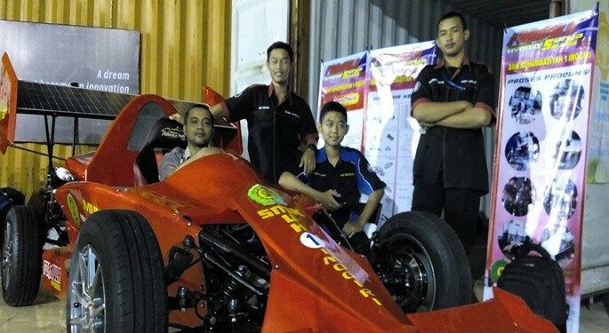 Mobil Formula Hybrid Dari Imogiri
