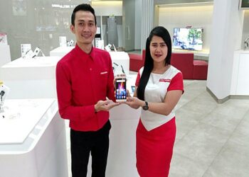 Polytron Rilis Ponsel Anti Mati 10 Hari