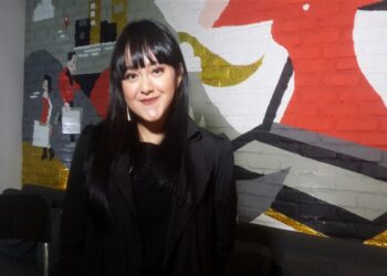 Lizzie Parra : Fashion Enthusiast Yang Sukses Jadi Entrepreneur