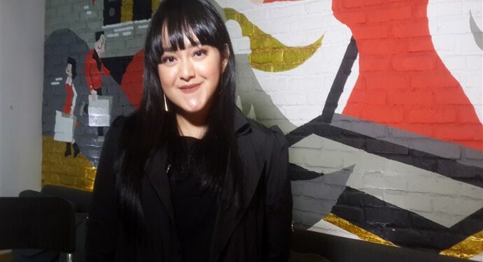 Lizzie Parra : Fashion Enthusiast Yang Sukses Jadi Entrepreneur