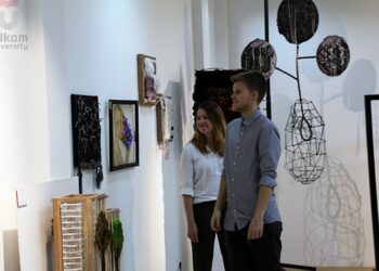 Tel-U Pamerkan Karya Seni Zaman Now