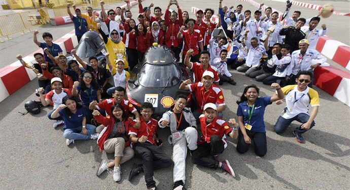 Tim Mahasiswa Indonesia Borong Juara di Ajang Drivers World Championship Asia