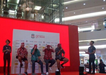 LFC World Tour 2018 Beri Penggemar Liverpool Cicipi Suasana Anfield