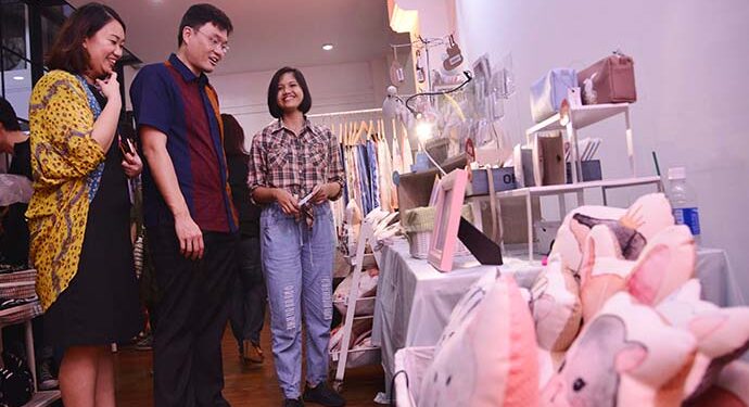 Hadirkan Seni Kreatif di Ruang Kerja Bersama