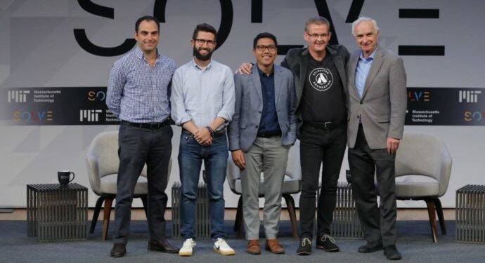 Ruangguru Terima Hibah Putaran Kedua dari Solve MIT