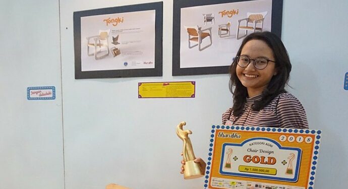 Tongki Kursi Santai Karya Mahasiswa ITS