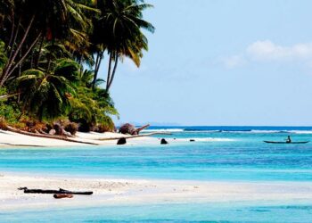 Telkomsel Tingkatkan Kualitas Jaringan Untuk Dukung Wisata di Mentawai