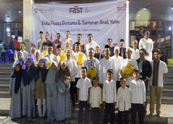 Telkom University Berbagi dengan 500 Anak Yatim