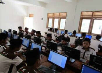 SMA Negeri 20 Surabaya Sambut Sekolah Menuju 100% Digital