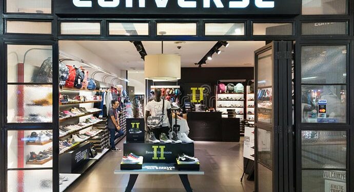 Converse Kini Dijajakan di Lazada