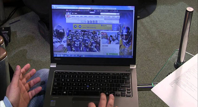 Toshiba Portégé Z30-E Laptop Multitasking dan Bebas Gangguan Koneksi