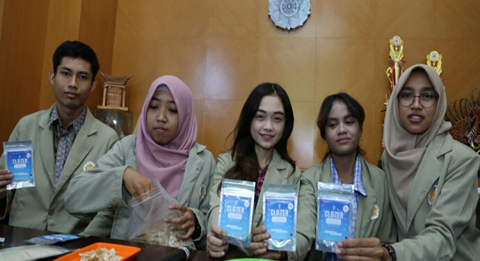 Inovasi Cangkang Udang Jadi Pembersih Closet