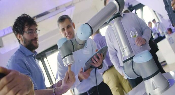 Universal Robots Luncurkan Cobot Canggih e-Series