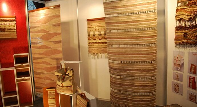 Alluciera, Ornamen Dinding Cantik dari Limbah Eceng Gondok