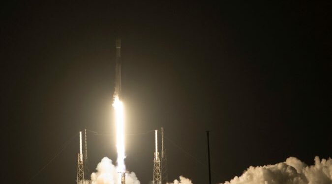 Satelit Merah Putih Milik Telkom Berhasil Diluncurkan dari Cape Canaveral Florida
