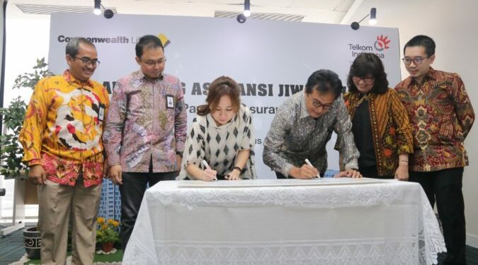 Commonwealth Life Bersama TelkomGroup Luncurkan Produk Asuransi Berbasis Pembayaran Digital Pertama di Indonesia