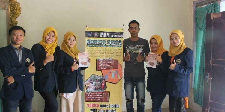 MORICO: Alat Pembuatan Asap Cair dari Limbah Batok Kelapa dengan Teknologi Disco